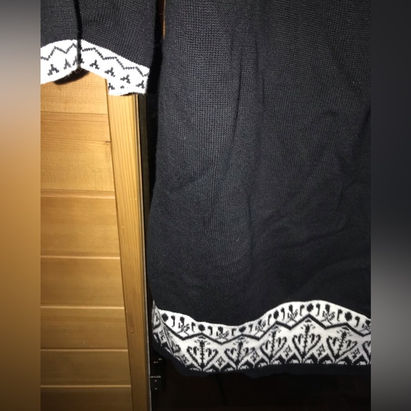 Black sweater dress - Picture 4 of 5